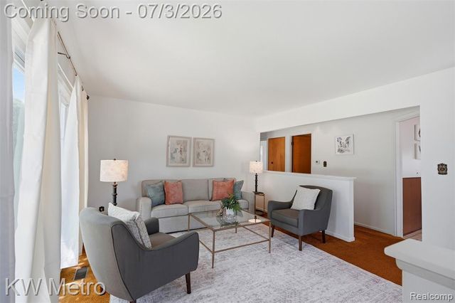 347 Hecht Drive, Madison Heights, MI 48071