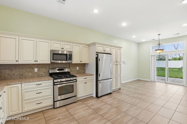 1524 Redondo Lane, Lakewood, NJ 08701