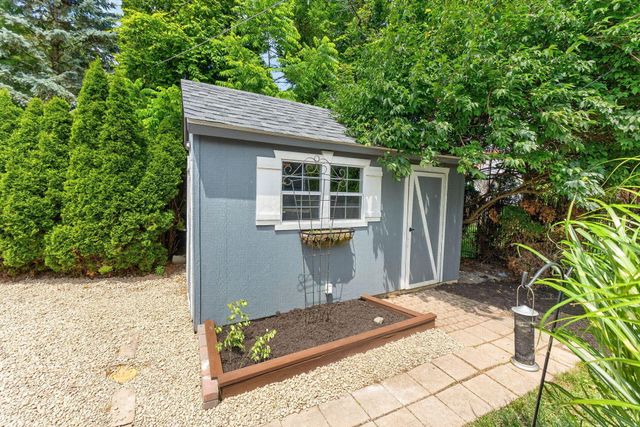 6174 Hutchinson Street, Columbus, OH 43085