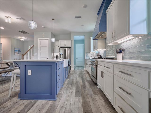 431 Private Road 652, Sargent, TX 77414