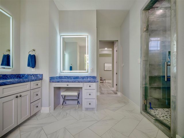 431 Private Road 652, Sargent, TX 77414