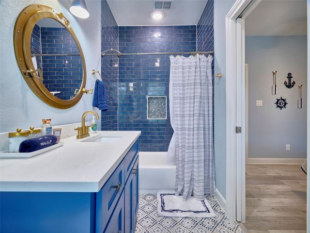 431 Private Road 652, Sargent, TX 77414