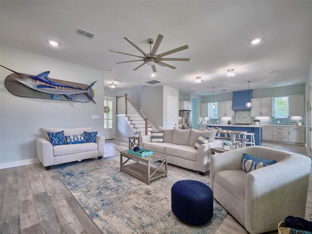 431 Private Road 652, Sargent, TX 77414