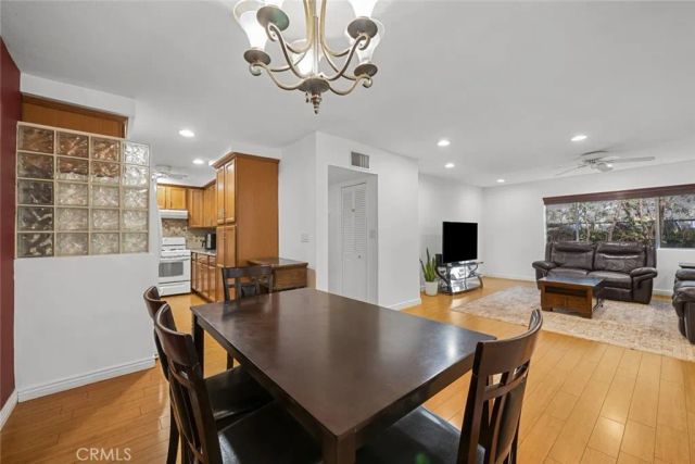 4445 Cartwright Avenue 106, Toluca Lake, CA 91602