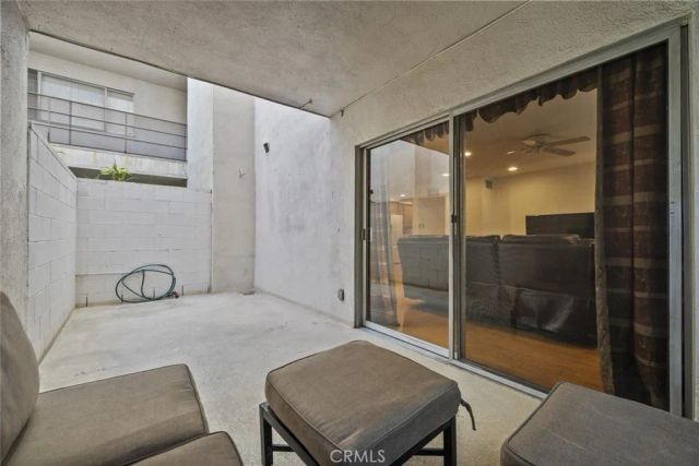 4445 Cartwright Avenue 106, Toluca Lake, CA 91602