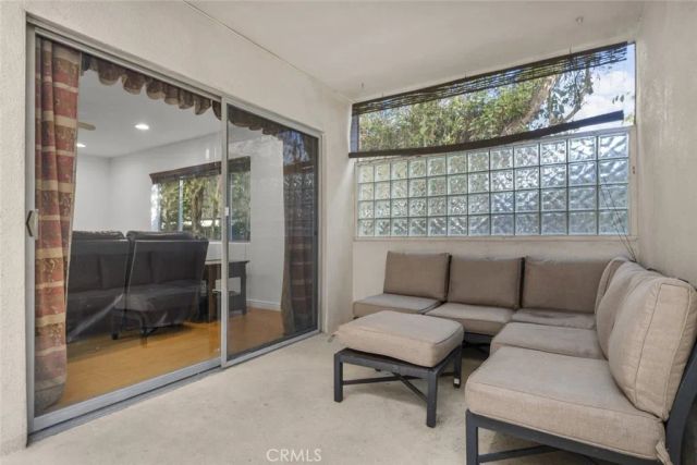 4445 Cartwright Avenue 106, Toluca Lake, CA 91602