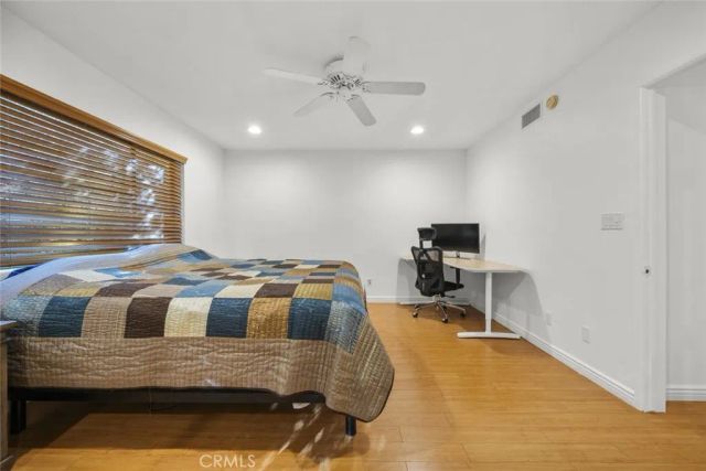 4445 Cartwright Avenue 106, Toluca Lake, CA 91602