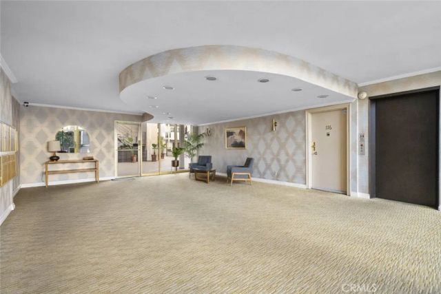 4445 Cartwright Avenue 106, Toluca Lake, CA 91602