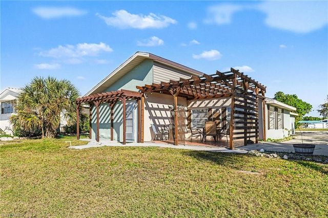 2753 N Ibis CT, St. James City, FL 33956