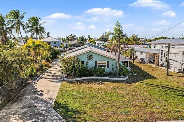 2753 N Ibis CT, St. James City, FL 33956