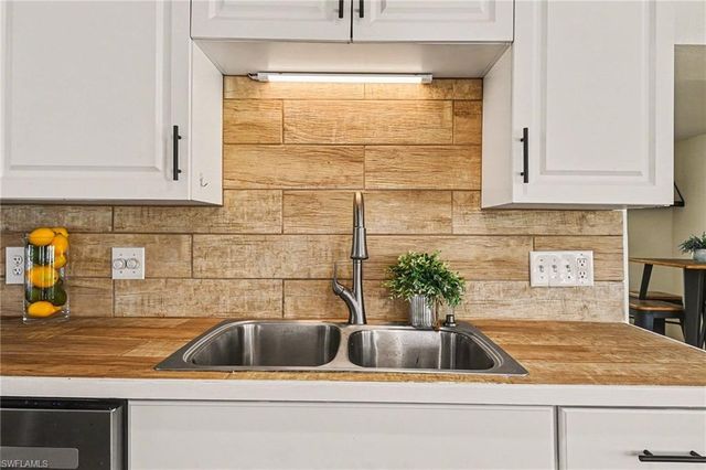 2753 N Ibis CT, St. James City, FL 33956