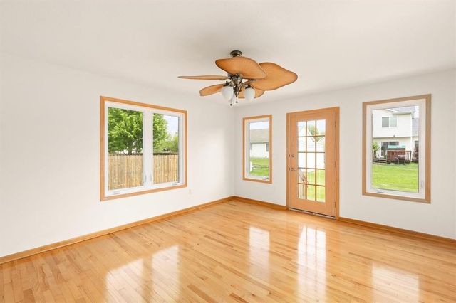 655 Carefree Lane, Waukee, IA 50263