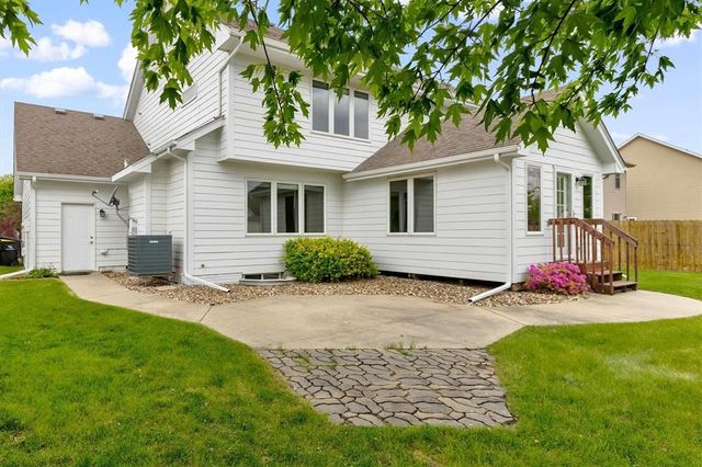 655 Carefree Lane, Waukee, IA 50263