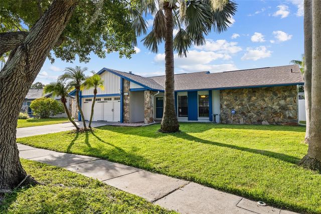 6713 LEEWARD ISLE WAY, Tampa, FL 33615