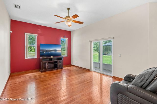 940 Gardenbrook Court SE, Palm Bay, FL 32909