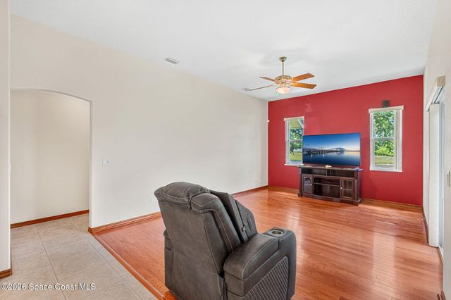 940 Gardenbrook Court SE, Palm Bay, FL 32909