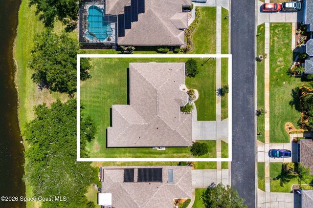 940 Gardenbrook Court SE, Palm Bay, FL 32909