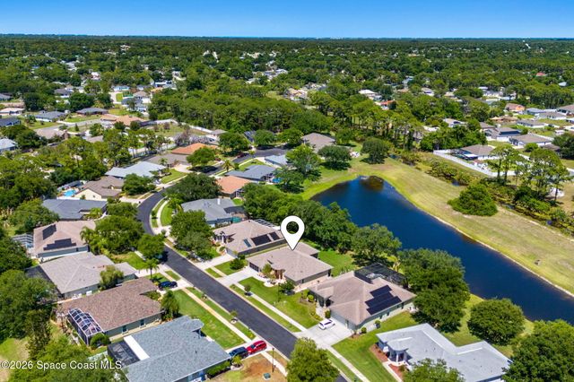 940 Gardenbrook Court SE, Palm Bay, FL 32909