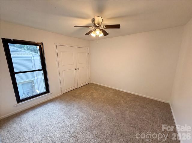 1625 Merry Oaks Road D, Charlotte, NC 28205