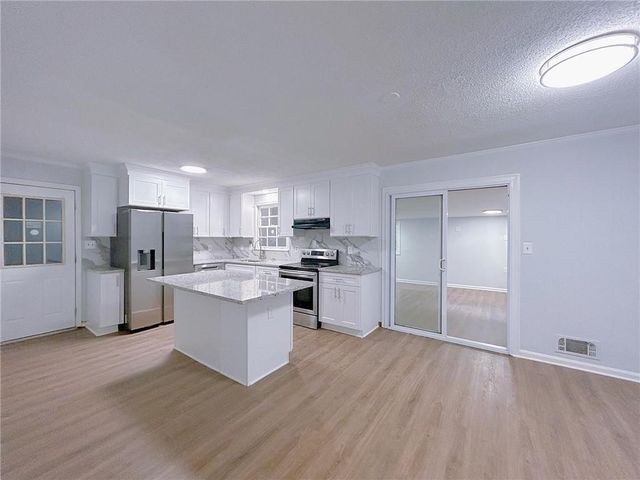 2756 Brook Drive, Morrow, GA 30260