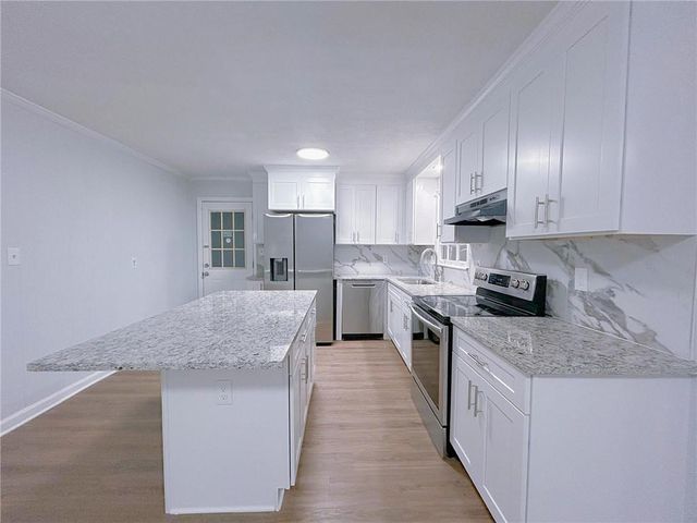 2756 Brook Drive, Morrow, GA 30260