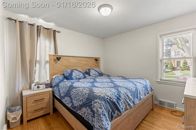 23153 Marlboro Street, Dearborn, MI 48128