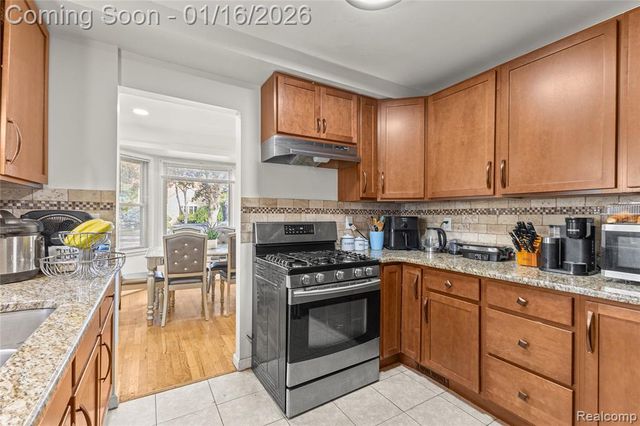 23153 Marlboro Street, Dearborn, MI 48128