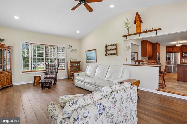 17223 SANDY KNOLL DR, Olney, MD 20832