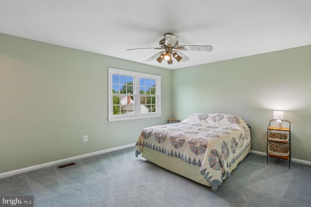 17223 SANDY KNOLL DR, Olney, MD 20832