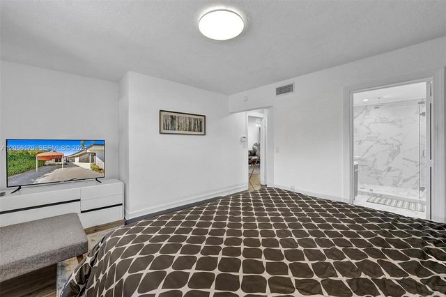 9072 Froude Ave, Surfside, FL 33154