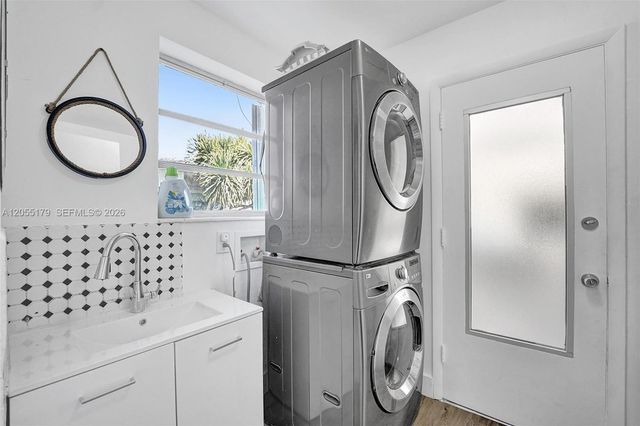 9072 Froude Ave, Surfside, FL 33154
