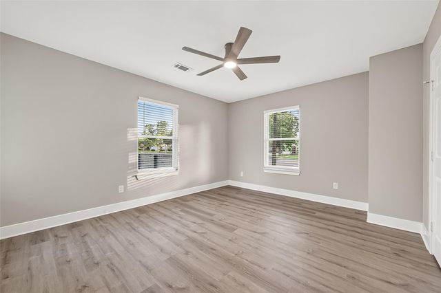 723 N Meyer Street, Sealy, TX 77474