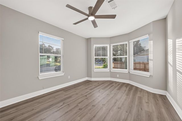 723 N Meyer Street, Sealy, TX 77474