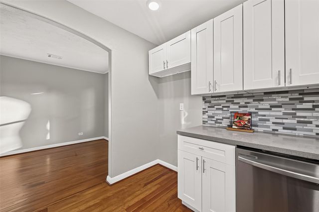 723 N Meyer Street, Sealy, TX 77474