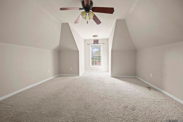 16456 Long Lake Dr, Prairieville, LA 70769