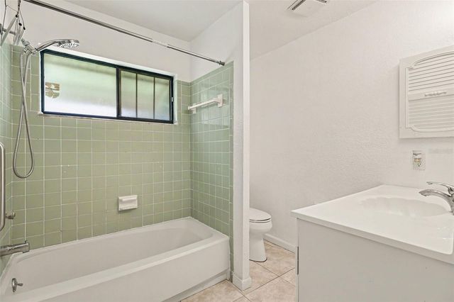 997 MARIPOSA DRIVE NE, Palm Bay, FL 32905