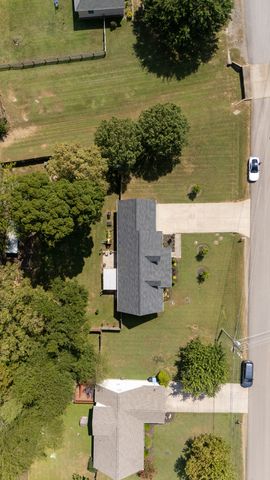 405 Long Creek Dr, Christiana, TN 37037