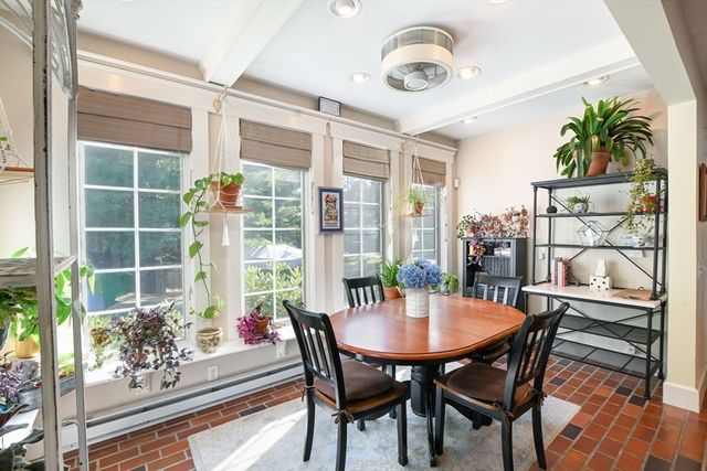 278 Slocum Rd, Dartmouth, MA 02747