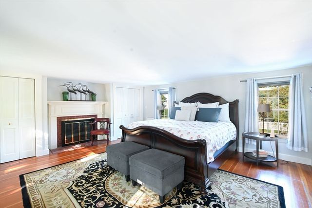 278 Slocum Rd, Dartmouth, MA 02747