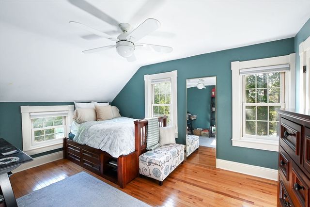 278 Slocum Rd, Dartmouth, MA 02747