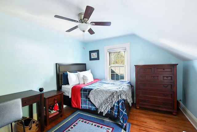 278 Slocum Rd, Dartmouth, MA 02747