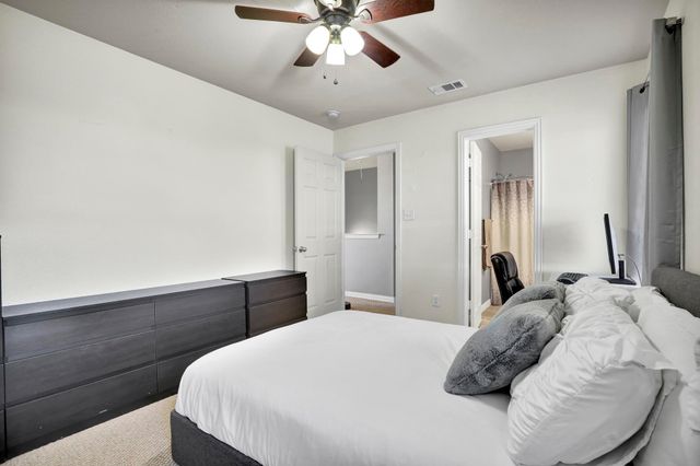 2700 Club Ridge Drive 8, Lewisville, TX 75067