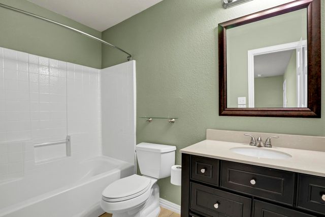 2700 Club Ridge Drive 8, Lewisville, TX 75067
