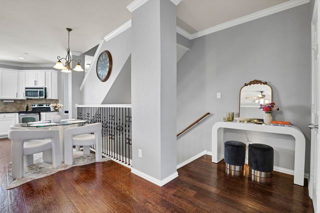 2700 Club Ridge Drive 8, Lewisville, TX 75067