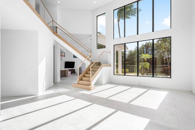 6582 Grande Orchid Way, Delray Beach, FL 33446