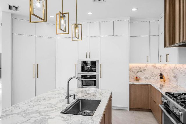 6582 Grande Orchid Way, Delray Beach, FL 33446