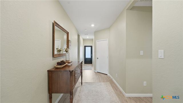 2717 San Martin Lane, Seguin, TX 78155