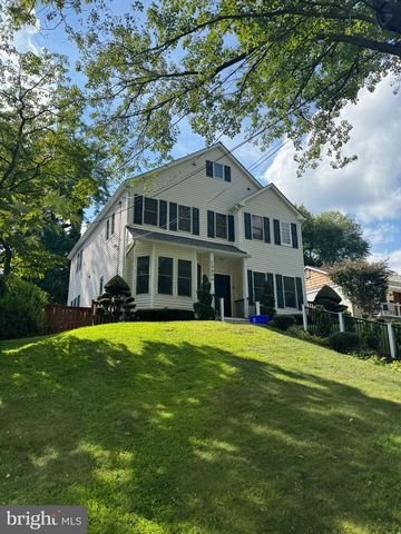 10804 HOBSON ST, Kensington, MD 20895