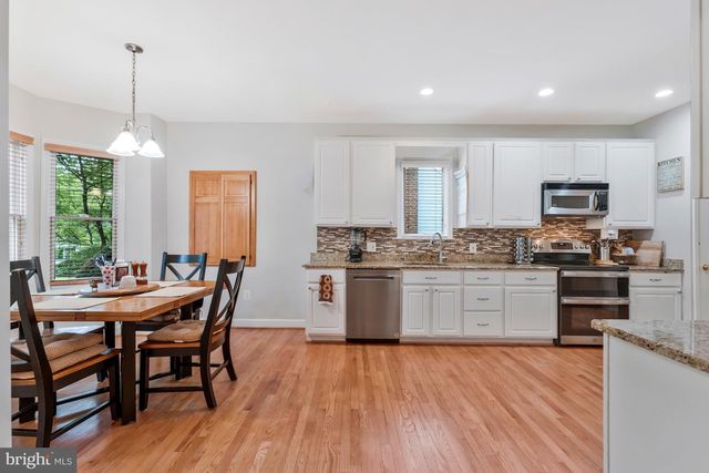 10804 HOBSON ST, Kensington, MD 20895