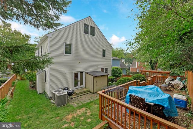 10804 HOBSON ST, Kensington, MD 20895